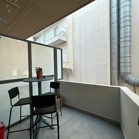 Cozy Bugibba Ground Floor Retreat, Prime Location Near The Sea & Square סיינט פול ביי