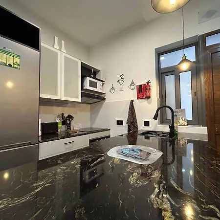 Cozy Bugibba Ground Floor Retreat, Prime Location Near The Sea & Square דירה סיינט פול ביי
